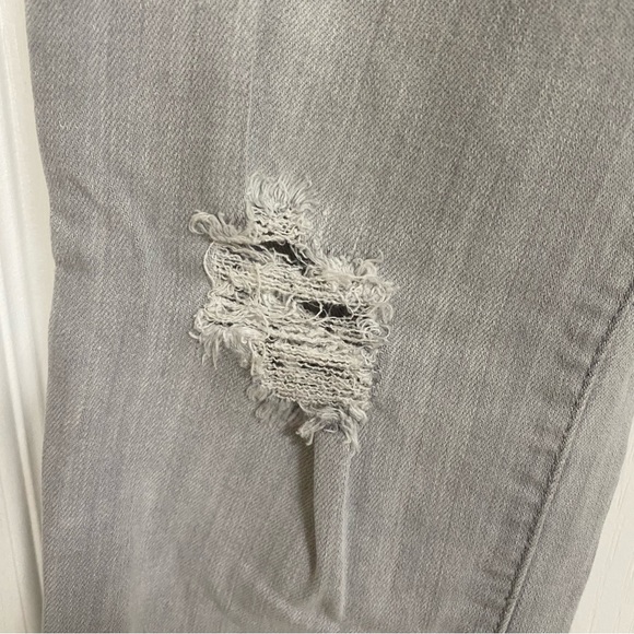 Lucky Brand Lolita Skinny Gray Distressed Jeans Size 2/26 - Picture 5 of 12